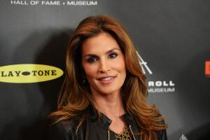 _cindy-crawford-.jpg