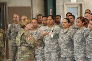 Marta Carcana, la primera hispana en ocupar rango de General de División de la Guardia Nacional