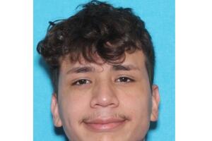 Easton Jorge Esparsa.jpg