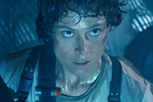 sigourney_weaver_in_aliens_1986.jpg
