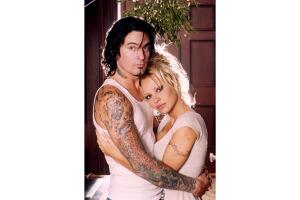 Pamela-Anderson-Tommy-Lee-horizontal-1.jpg