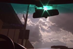 Peligro dentro del auto