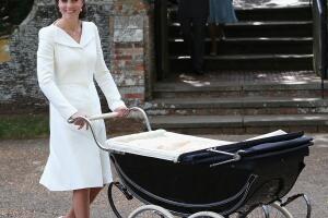 meghan markle carriola