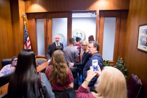Estudiantes Visitan a Congresistas