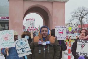 Vigilia y protesta en La Villita