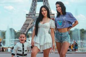 Cecia es muy cercana a Kimberly Loaiza