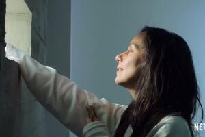 Sara de Grande en Serie de Netflix Quién Mató a Sara.jpg