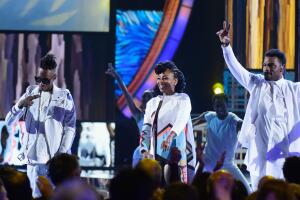 MINUTO A MINUTO: Disfruta los mejores momentos del #LatinGRAMMY