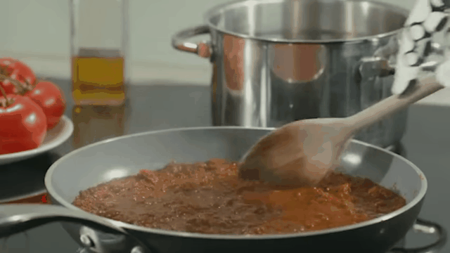 este-robot-cocinara-por-ti-2.gif