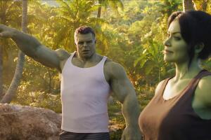 Hulk entrenando a She-Hulk.jpg