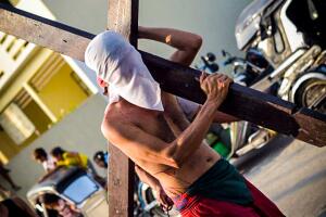 Así se vive la Semana Santa en Filipinas