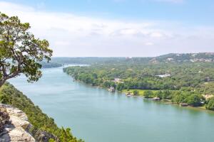 hallan cuerpo Lake Austin