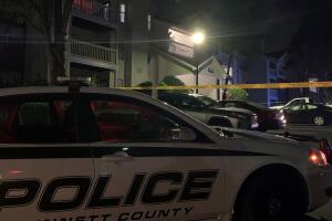 Tiroteo en el estacionamiento de un complejo residencial de Gwinnett