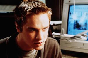 Devon Sawa en Final Destination - 2000 Grosby.jpg