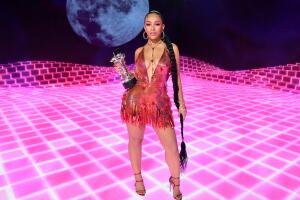 doja-cat-cantante-vmas-2020-look.jpg