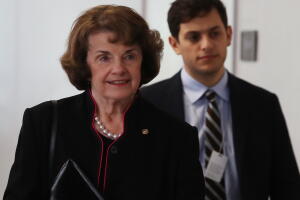 La senadora por California Dianne Feinstein