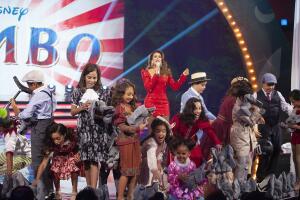 Dumbo en Pequeños Gigantes 