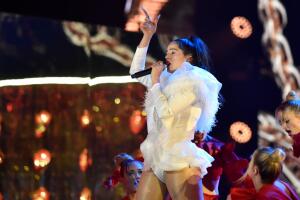 rosalia-grammys2_0.jpg