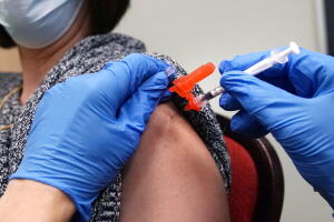 AMN-GEN CORONAVIRUS-REFUERZO