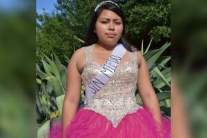 Quinceañeras protestan contra la SB4