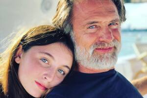 Mía nació con una condición de nombre Situs Inversus Totalis.