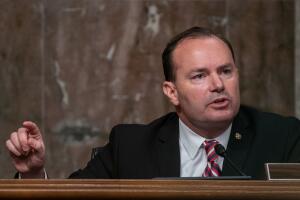 El senador republicano Mike Lee