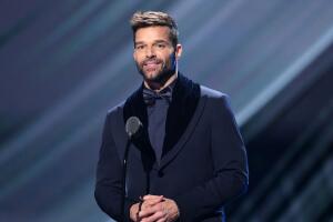 ricky-martin-se-pinto-el-cabello.jpg