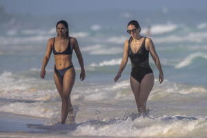 EXC Jacky Bracamontes, Renata Notni