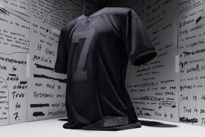 2 nike kaepernick.jpg