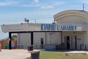 tiroteo Travis County Bare Cabaret Reservoir Circle US 290 sheriff investigación violencia club nocturno Texas