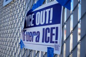 La protesta en Orlando forma parte de una ola nacional de rechazo a los operativos migratorios de ICE.