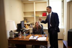 obama en el ala este.jpg