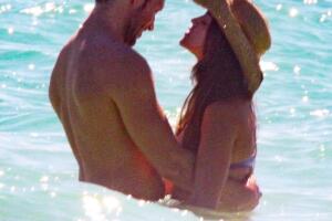 PREMIUM EXC Eiza Gonzalez and Luke Bracey