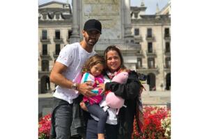 Toni-Costa-Adamari-López-y-su-hija