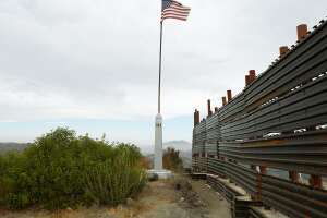 Border 9