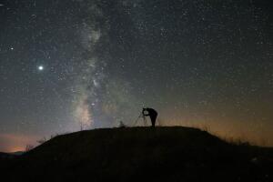Estrellas, cielo nocturno, telecopio