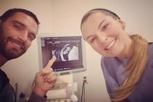 Julián Gil y Marjorie de Sousa.