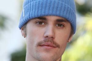 JUSTIN LLORA THUMB.jpg