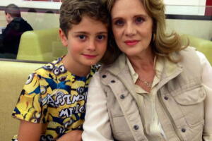 Erika Buenfil y su hijo Nicolás