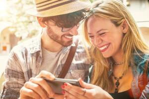 redes-sociales-en-la-pareja1.jpg