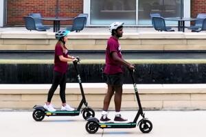 scooters alquiler transporte Carbondale Universidad del Sur de Illinois 