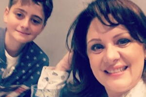 Erika Buenfil y su hijo Nicolás