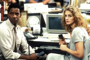 Denzel Washington y Julia Roberts The Pelican Brief - 1994 Grosby (2).jpg