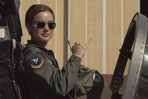 carol-danvers-captain-marvel-avion.jpg