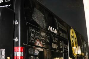 Borussia Dortmund Bus Explosion Injures One