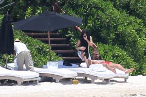 EXCLUSIVE Shakira_Pique_03_09-GROSBY-20