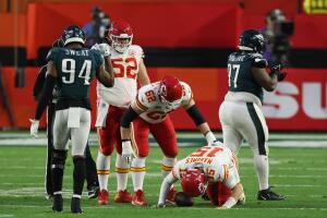 Patrick Mahomes, lastimado en el Super Bowl 2023
