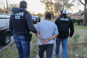 Agentes de ICE