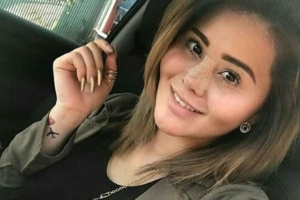 Gomita se realizó una rinoplastia