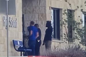 tiroteo escolar Texas maestra herida Bulverde preparatoria arma negligencia familia investigación